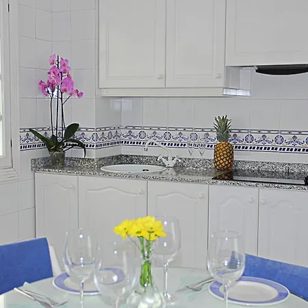 Apartment Duquesa Beach, Sea View, Pool, Wifi Torrevieja