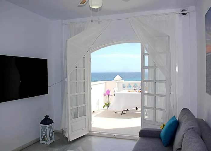 Duquesa Beach, Sea View, Pool, Wifi Apartment