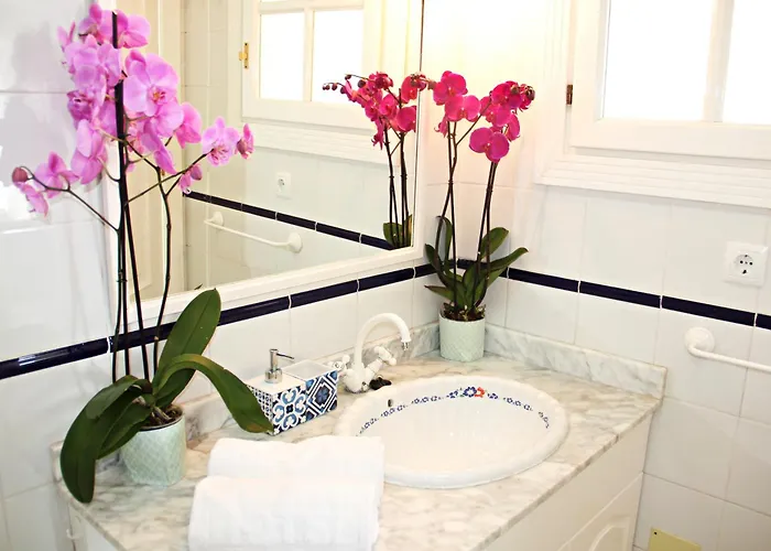 Duquesa Beach, Sea View, Pool, Wifi Apartment *