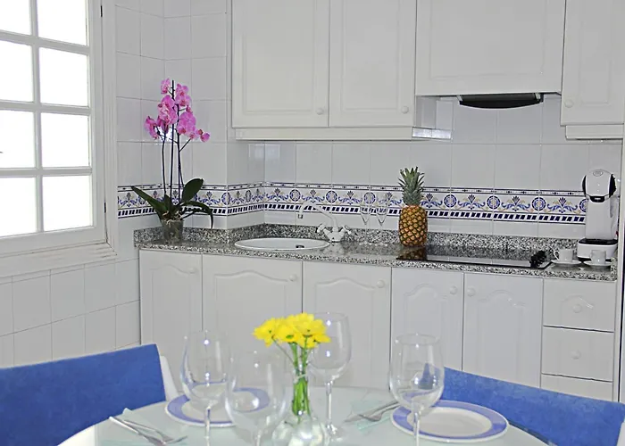 Apartment Duquesa Beach, Sea View, Pool, Wifi Torrevieja