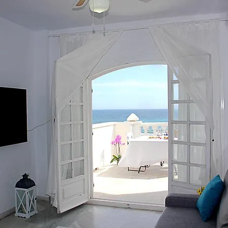 Duquesa Beach, Sea View, Pool, Wifi Lejlighed